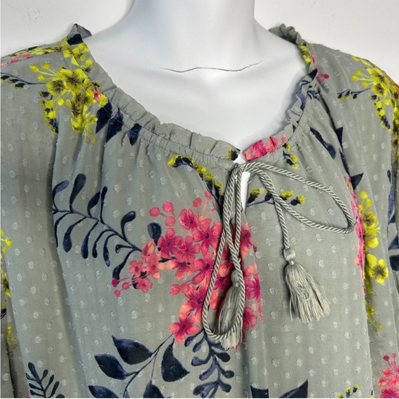 CATHERINES Petite Floral Print Swiss Dot Tassel Top Size 3X WP 26/28WP - Picture 3 of 5